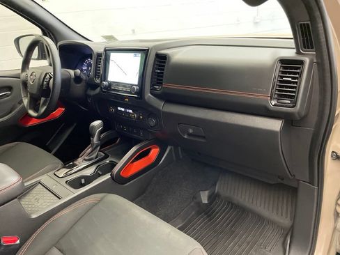 Used 2024 Nissan Frontier Pro-X w/ Pro Convenience Package RWD image 26