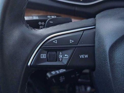 Used 2023 Audi Q5 2.0T Premium image 32