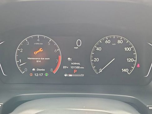 Used 2023 Honda Pilot Touring image 12