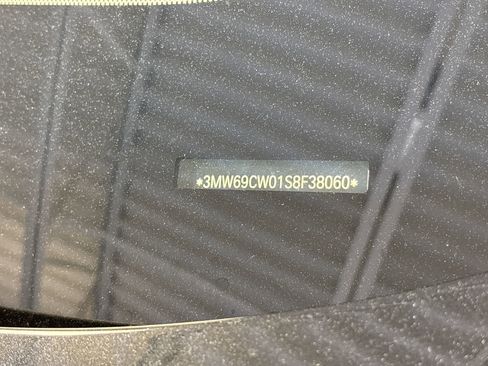 Used 2025 BMW 330i Sedan w/ M Sport Package image 21