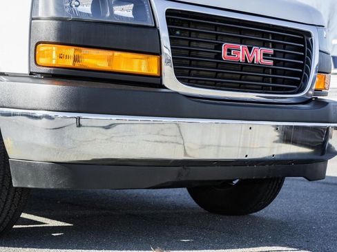 Used 2024 GMC Savana 2500 w/ Driver Convenience Package image 14