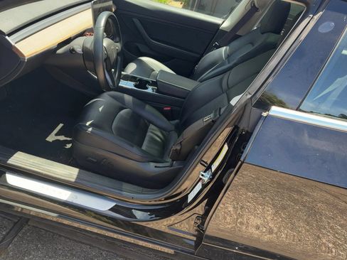 Used 2018 Tesla Model 3 Long Range RWD image 5