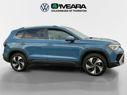 New 2025 Volkswagen Taos SE image 6