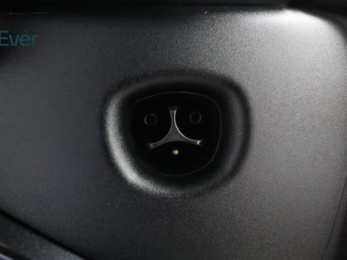 Used 2025 Tesla Model 3 Long Range RWD image 10
