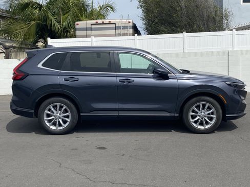 Used 2025 Honda CR-V EX-L image 2
