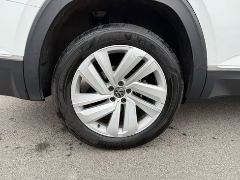 Used 2021 Volkswagen Atlas SEL image 28