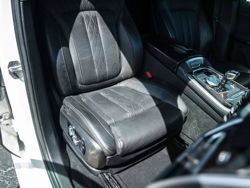 Used 2022 BMW X5 M50i w/ Executive Package AWD/4WD image 30