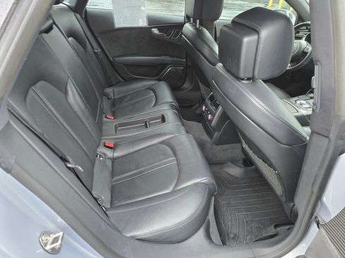 Used 2017 Audi RS 7 Prestige w/ Driver Assistance Package image 12