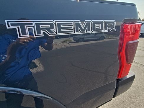 Used 2021 Ford F250 Lariat AWD/4WD image 29