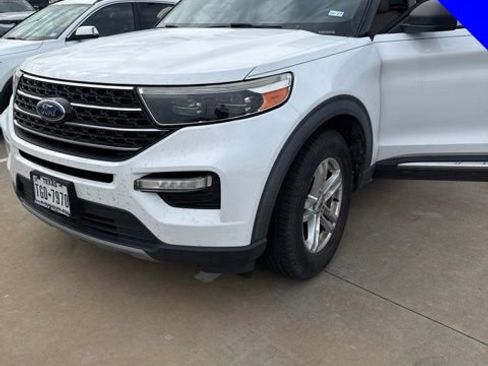 Used 2020 Ford Explorer XLT w/ Equipment Group 202A RWD image 1
