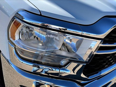 Used 2024 RAM 3500 Big Horn image 33