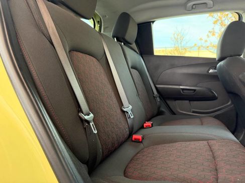 Used 2017 Chevrolet Sonic LT w/ Convenience Package image 30