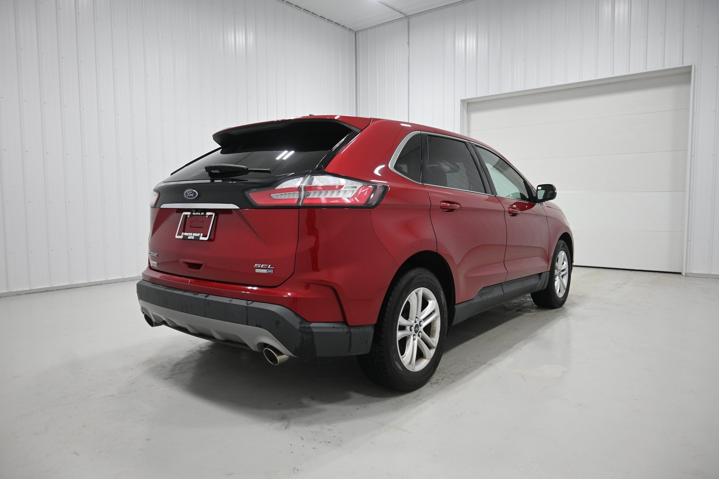 Used 2020 Ford Edge SEL w/ Cold Weather Package AWD/4WD image 35