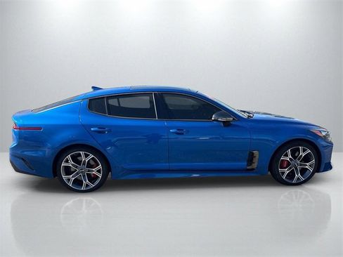 Used 2020 Kia Stinger GT2 image 8