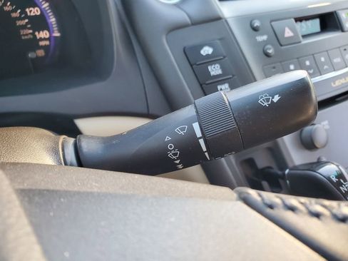 Used 2011 Lexus HS 250h image 19