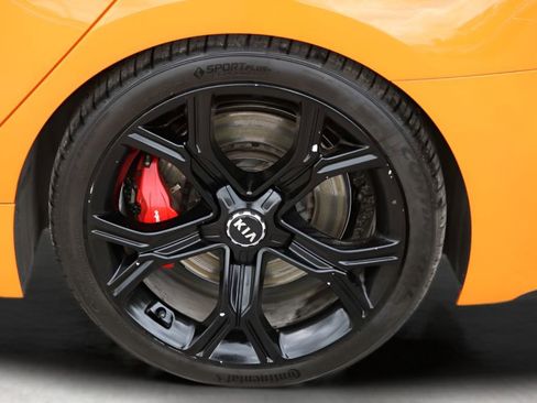 Used 2019 Kia Stinger GTS image 10