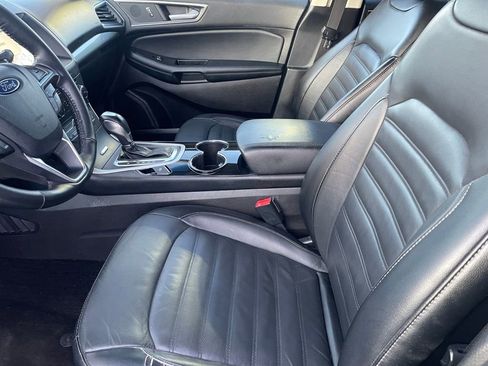 Used 2017 Ford Edge SEL w/ Equipment Group 201A image 7