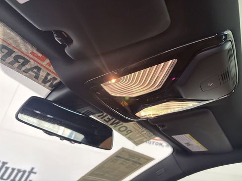 Used 2023 BMW 230i xDrive Coupe w/ Premium Package image 20