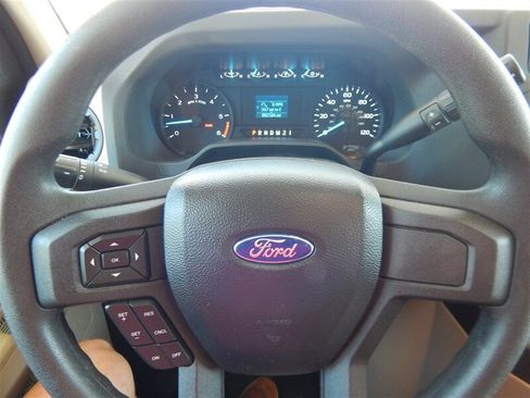 Used 2022 Ford E-450 and Econoline 450 Super Duty w/ Motorhome Prep Package image 26