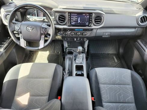 Used 2023 Toyota Tacoma TRD Sport w/ Technology Package AWD/4WD image 12