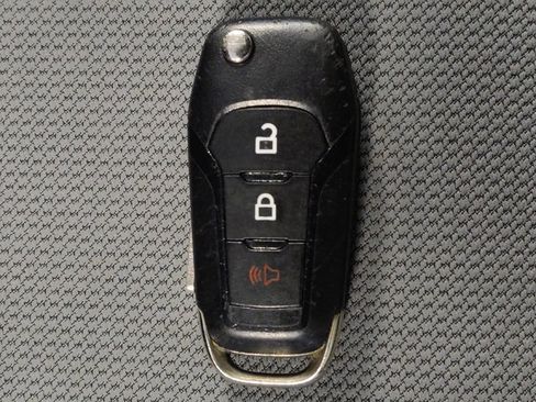 Used 2016 Ford F150 XLT RWD image 32