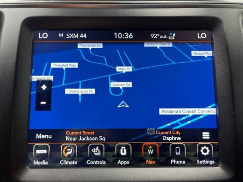 Used 2019 Jeep Cherokee Trailhawk AWD/4WD image 12