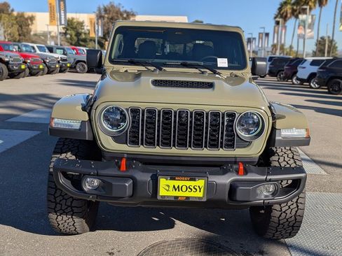 New 2026 Jeep Gladiator Mojave image 2