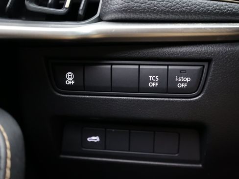 Used 2024 MAZDA CX-90 3.3 Turbo w/ Preferred Plus AWD/4WD image 24