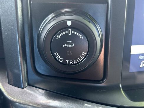 Used 2023 Ford F150 4x4 SuperCrew image 32