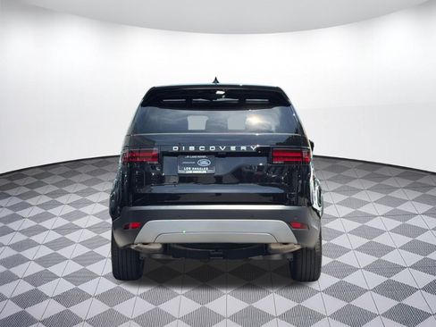 Used 2025 Land Rover Discovery S AWD/4WD image 10