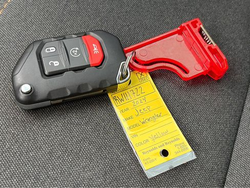 Used 2024 Jeep Wrangler Sport S image 28