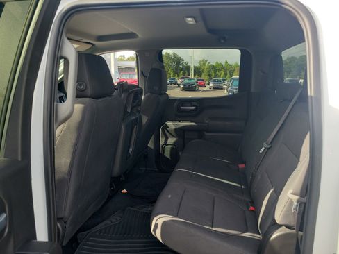 Used 2019 Chevrolet Silverado 1500 Custom Trail Boss w/ Custom Convenience Package AWD/4WD image 27