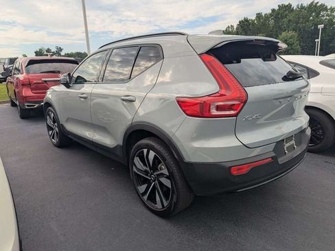 Used 2024 Volvo XC40 B5 Ultimate w/ Climate Package AWD/4WD image 4