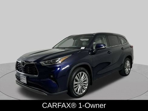 Used 2023 Toyota Highlander Platinum AWD/4WD image 1