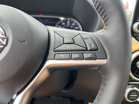 New 2025 Nissan Sentra SV w/ SV Premium Package image 23