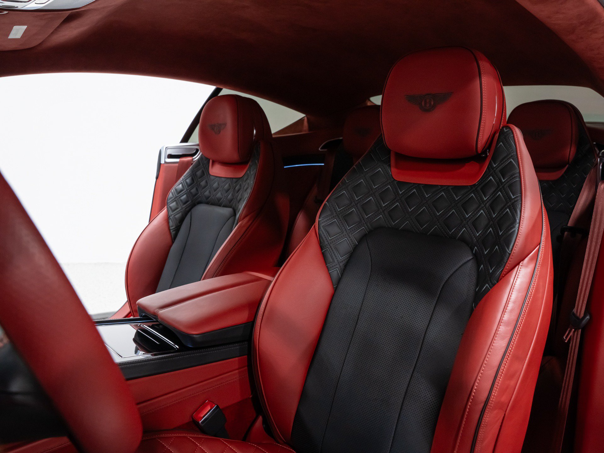 Used 2021 Bentley Continental GT Mulliner AWD/4WD image 39