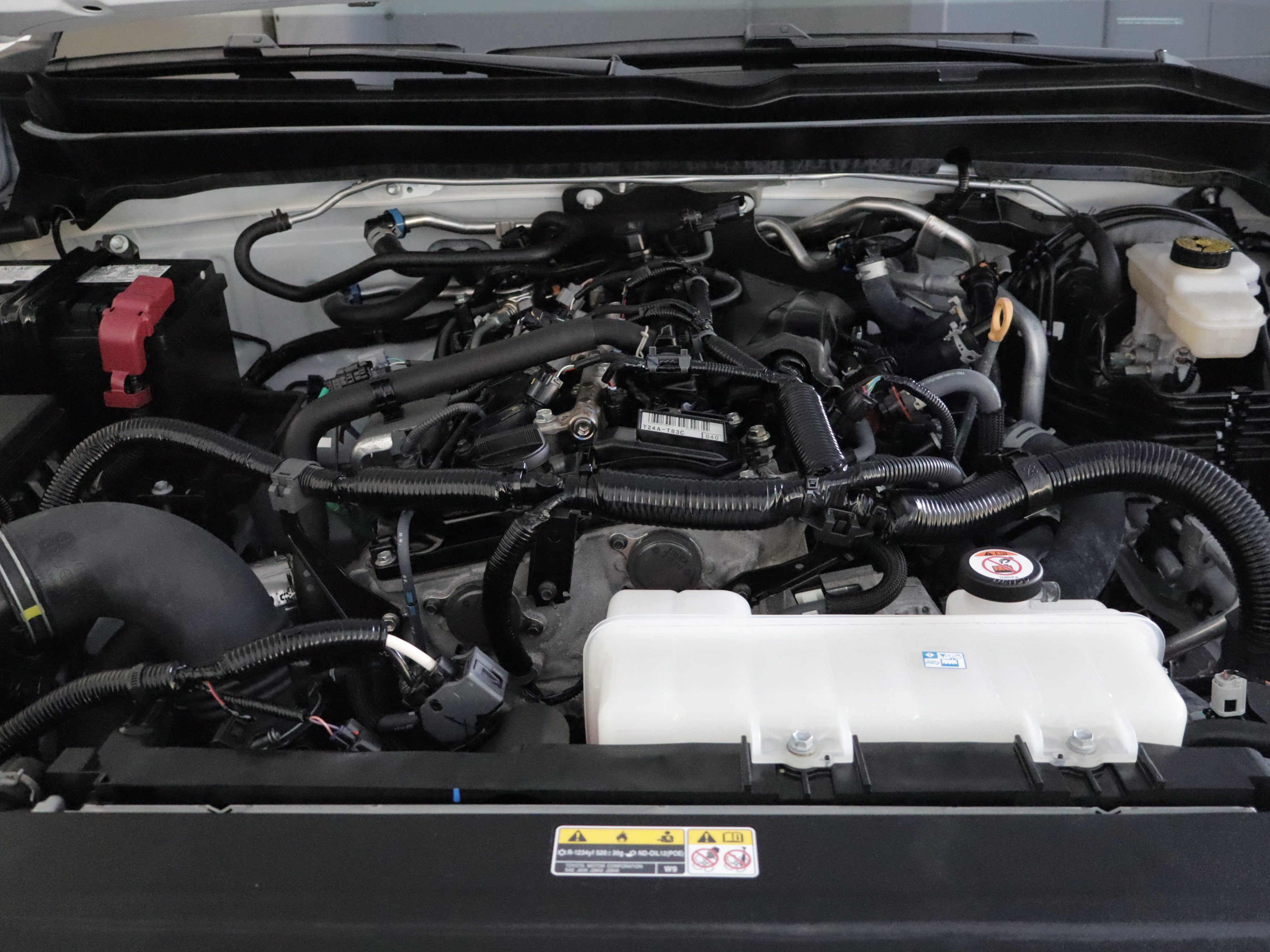Used 2024 Toyota Tacoma SR5 AWD/4WD image 28