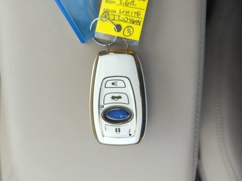 Used 2018 Subaru Legacy 3.6R Limited image 36