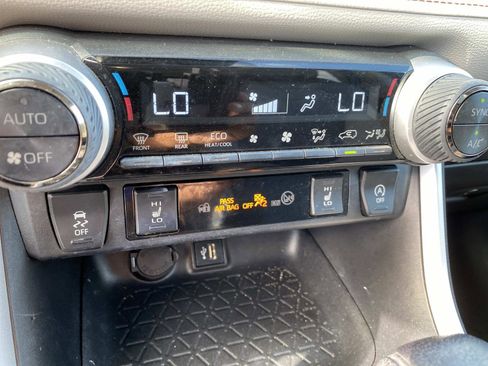 Used 2023 Toyota RAV4 XLE image 16