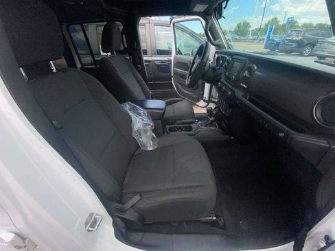 Used 2018 Jeep Wrangler Unlimited Sport S AWD/4WD image 33