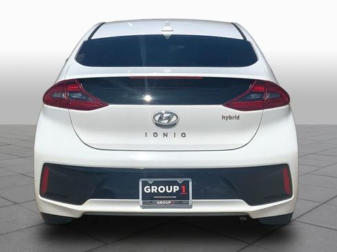 Used 2017 Hyundai Ioniq SEL FWD image 5