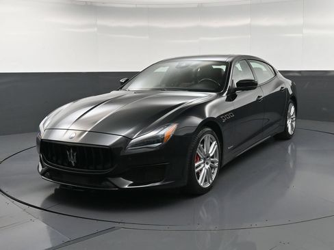 Used 2020 Maserati Quattroporte S GranSport Q4 AWD/4WD image 1