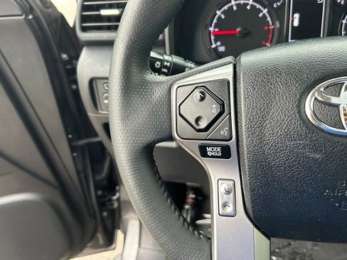 Used 2021 Toyota 4Runner SR5 Premium w/ Moonroof Package AWD/4WD image 37