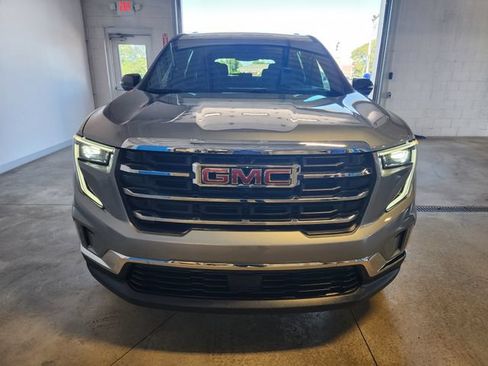 Used 2024 GMC Acadia Elevation AWD/4WD image 6