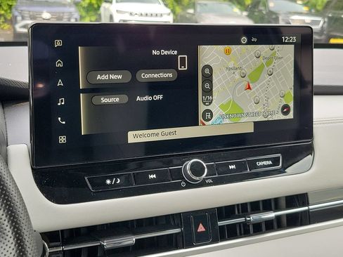 Used 2025 Mitsubishi Outlander SE AWD/4WD image 16