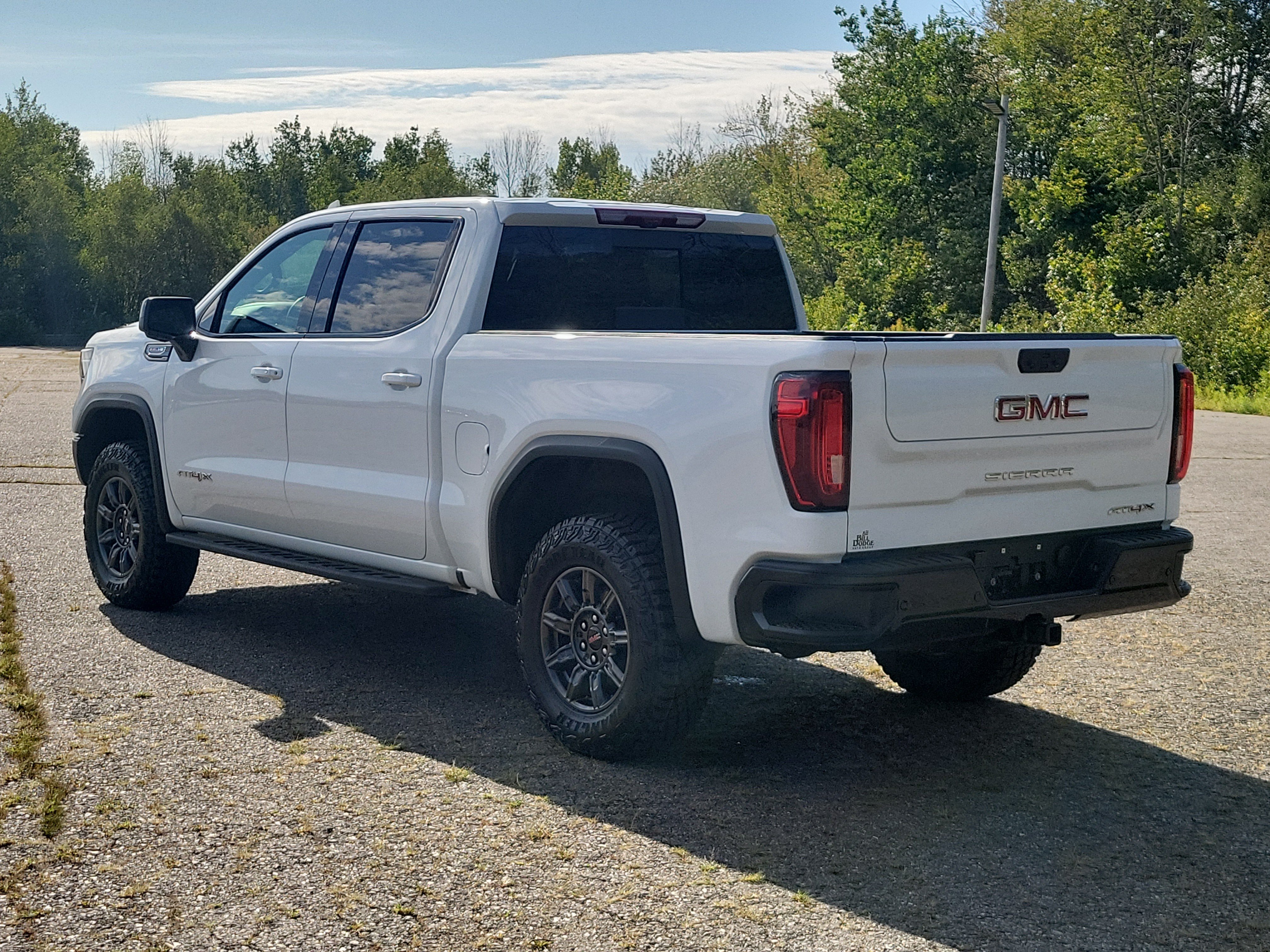 Used 2024 GMC Sierra 1500 AT4X AWD/4WD image 7