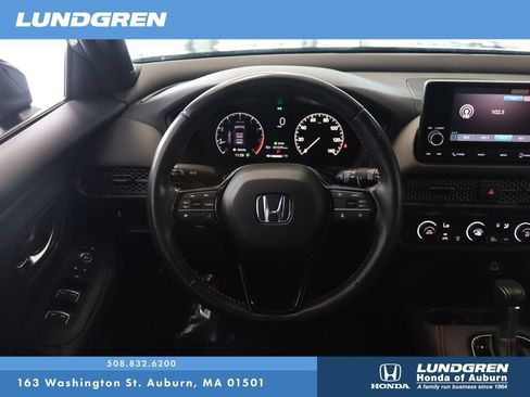 Used 2024 Honda HR-V Sport image 18