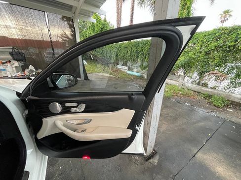 Used 2018 Mercedes-Benz E 300 image 16