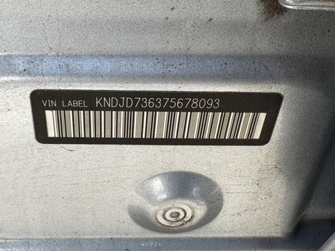 Used 2007 Kia Sorento LX image 9