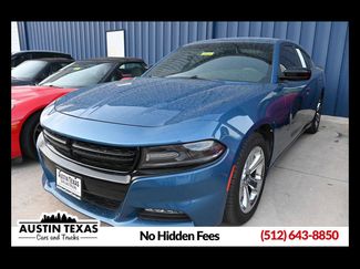 Used 2020 Dodge Charger SXT w/ Blacktop Package image 1